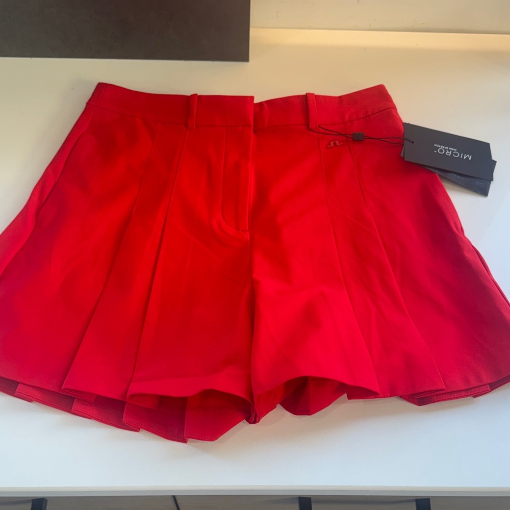 J.Lindeberg Bright Red Pleated Women's Shorts